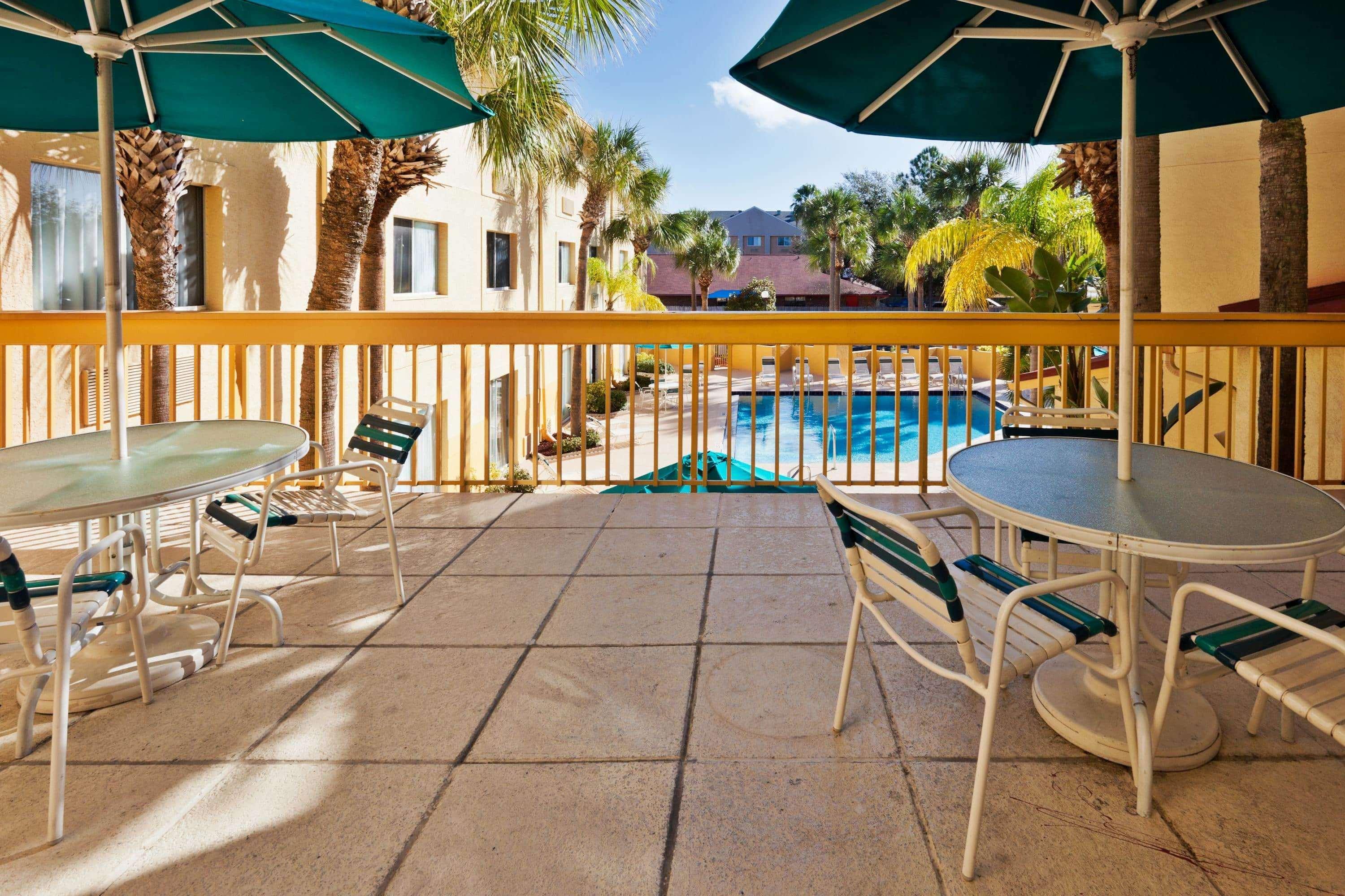 La Quinta By Wyndham St. Pete-Clearwater Airport Hotel Exterior photo